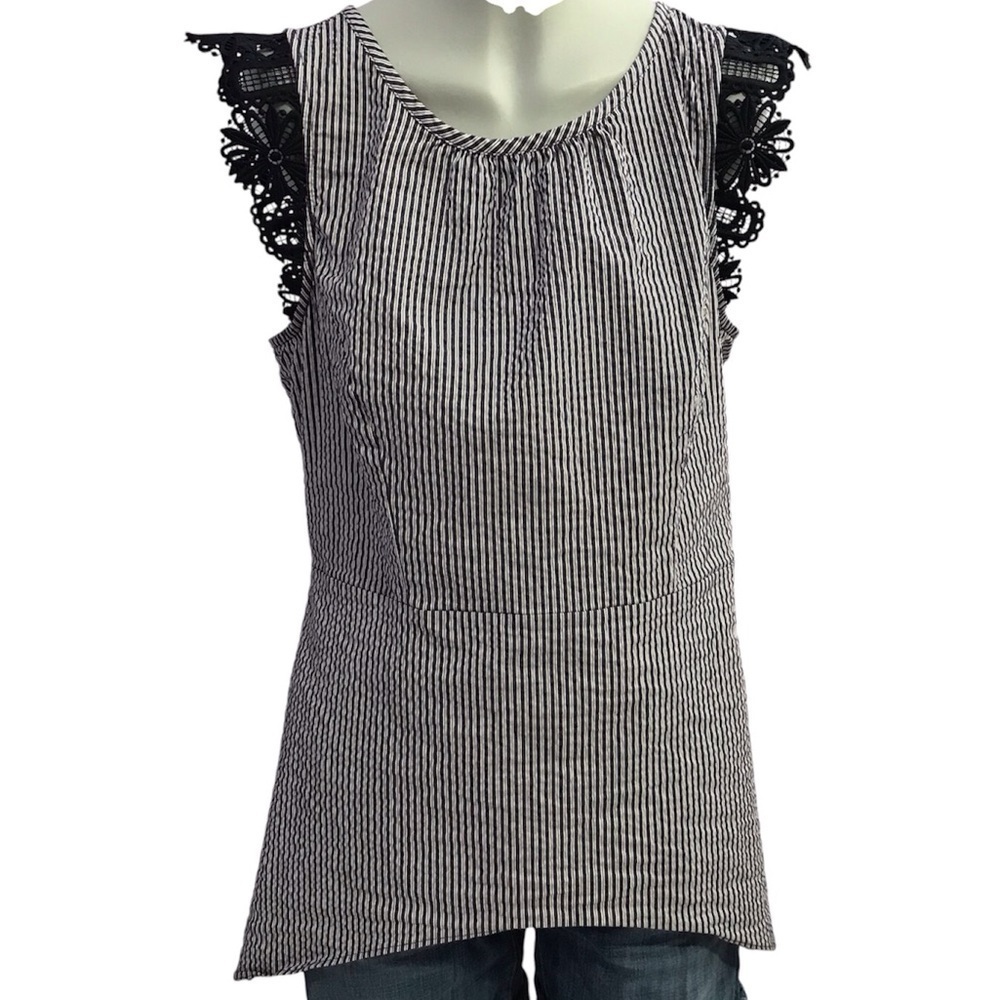CAbi Lace Flutter Striped Top Size M‎ #5727 Blue White Seersucker shirt blouse